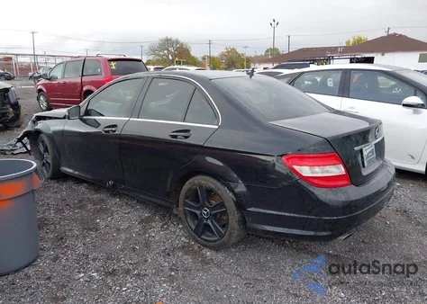 2011 Mercedes-Benz C 300 Luxury 4Matic/Sport 4Matic from USA, damaged, VIN WDDGF8BB7BF648001